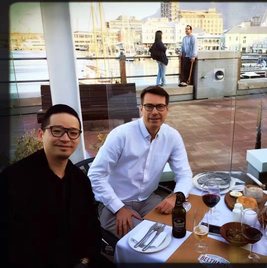 Sales Director Mr. Cin Lee Ng dinner with Mr.Derek,Owner of ITSPACK in Cape Town 2017